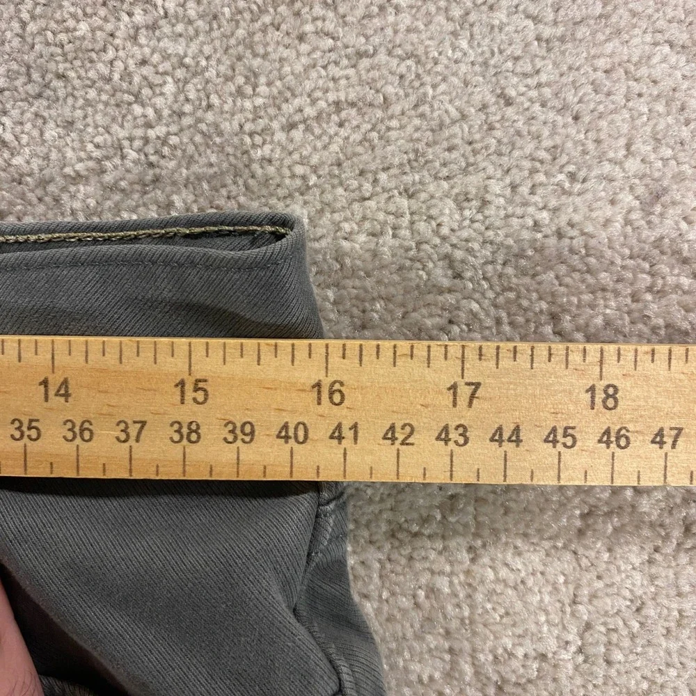 Banana Republic Traveler Pants Mens 31x32 Yosemite Green Slim Fit Twill Chinos